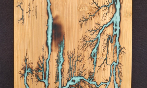 Light turquoise bamboo cutting board 