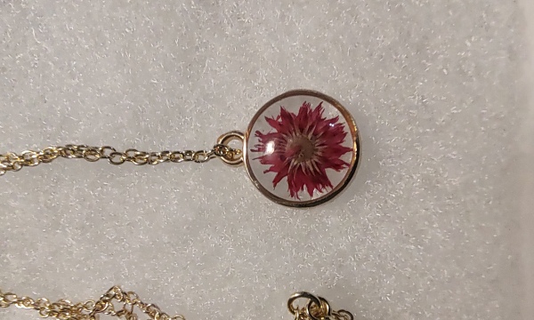 Small Pink/Gold Flower Necklace 